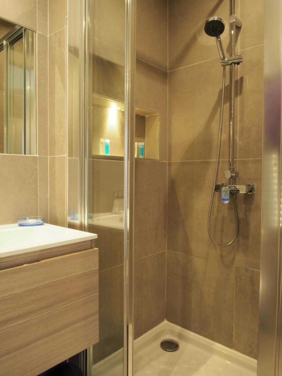 Centre - With Balcony And Stunning Sea View! Apartment *