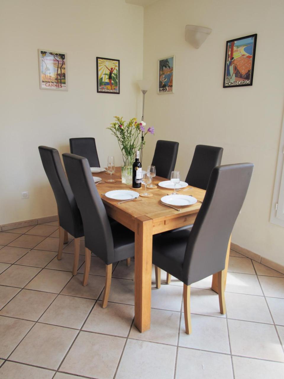 Centre - With Balcony And Stunning Sea View! Apartment *