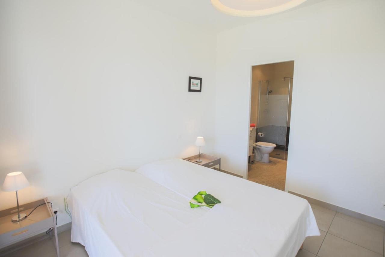 Vinaigrier Hills Vi3086 By Riviera Homes Villa *