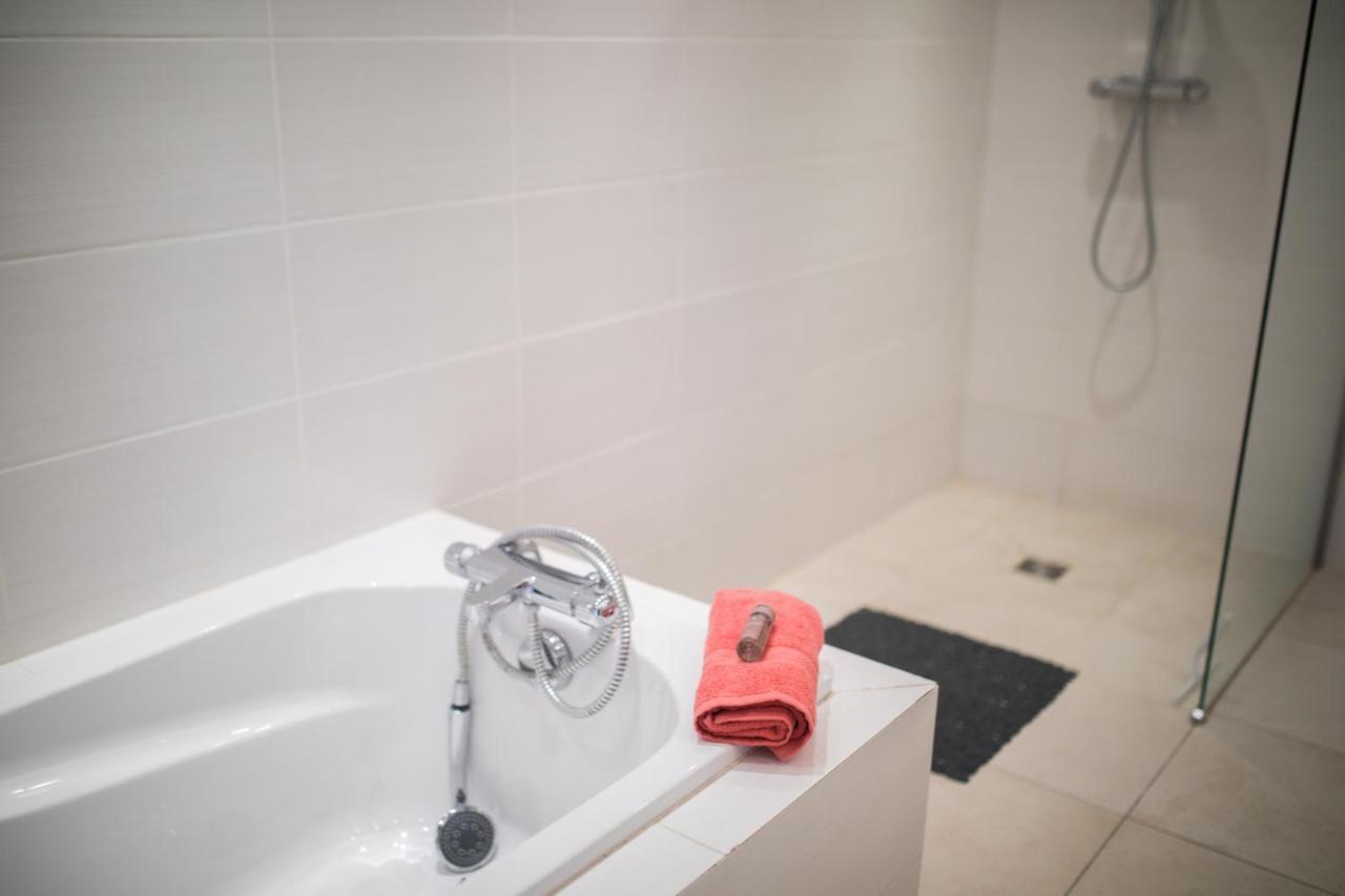 Vinaigrier Hills Vi3086 By Riviera Homes * Nice