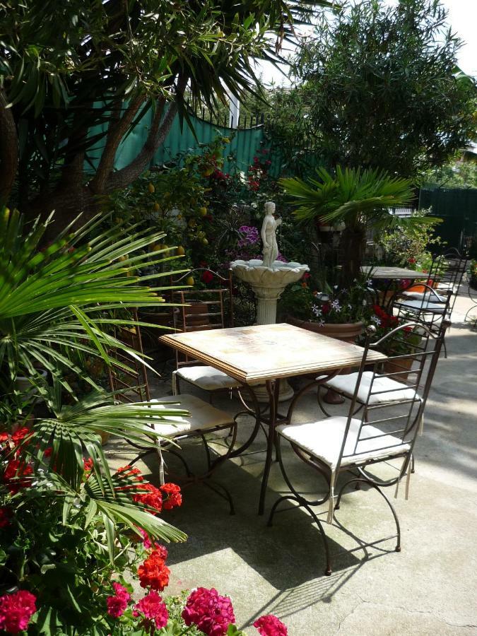 Hotel Logis Victorine