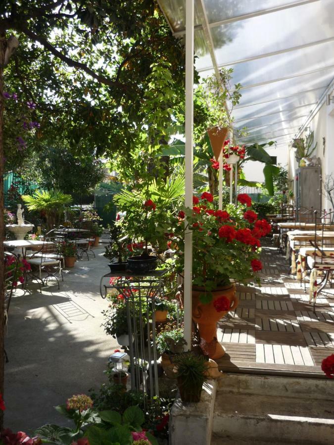 Logis Victorine 2* Nice