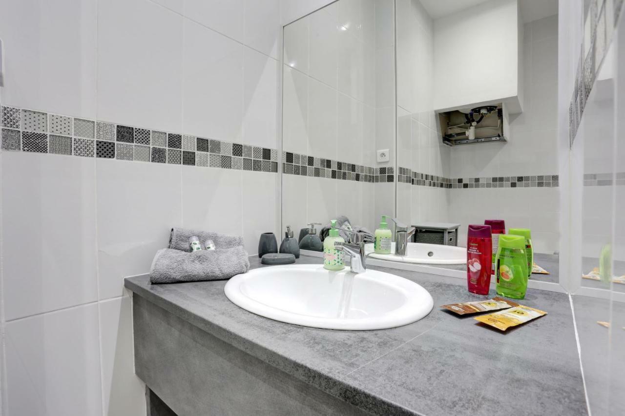 Apartment Le Philibert - Splendid, 6 Bedrooms, 12p, Port, Air Cond