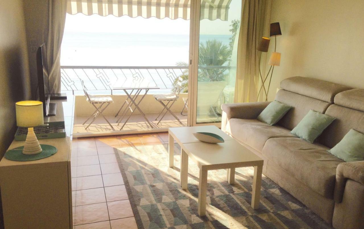 Promenade Des Apartment