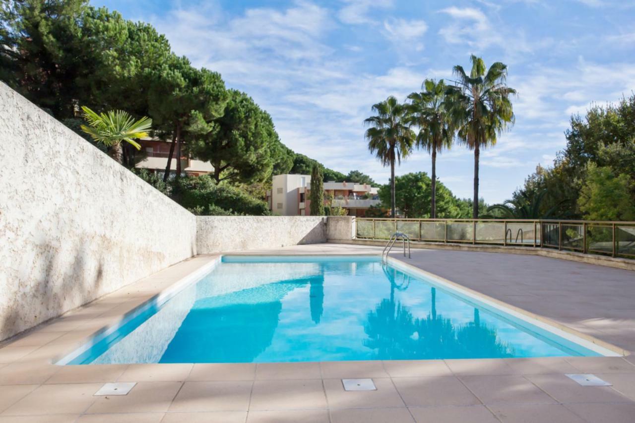 Charming 1br With Pool And Sea View In Nice
