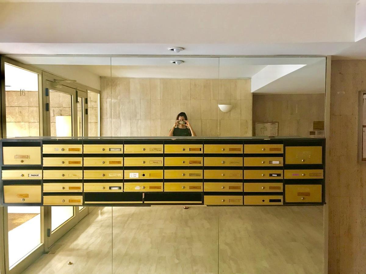 Apartment Centre Garibaldi Port