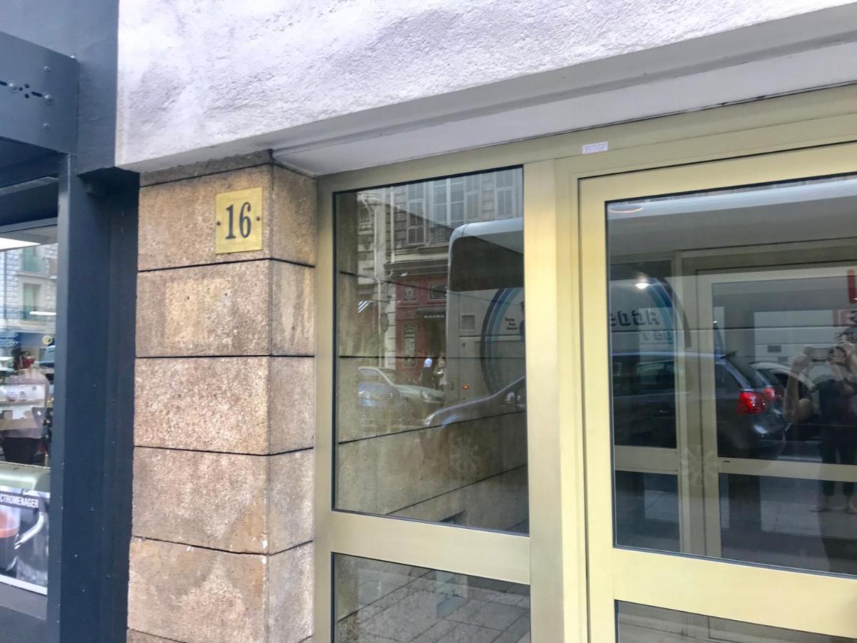 Centre Garibaldi Port Apartment *