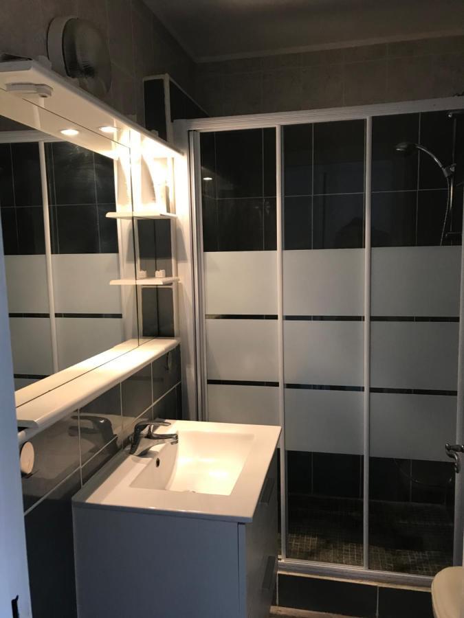 Centre Garibaldi Port Apartment *