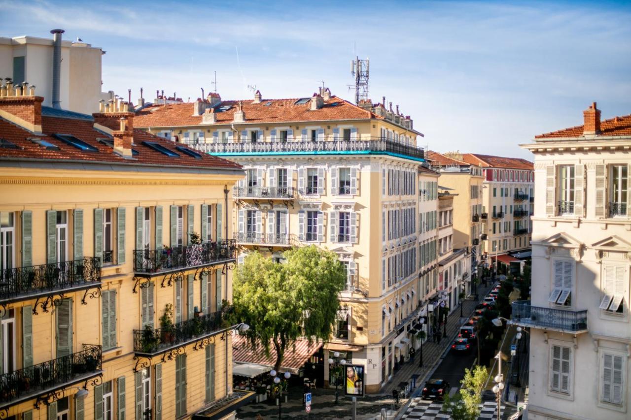 Vue Magenta Ap4188 By Riviera Homes *